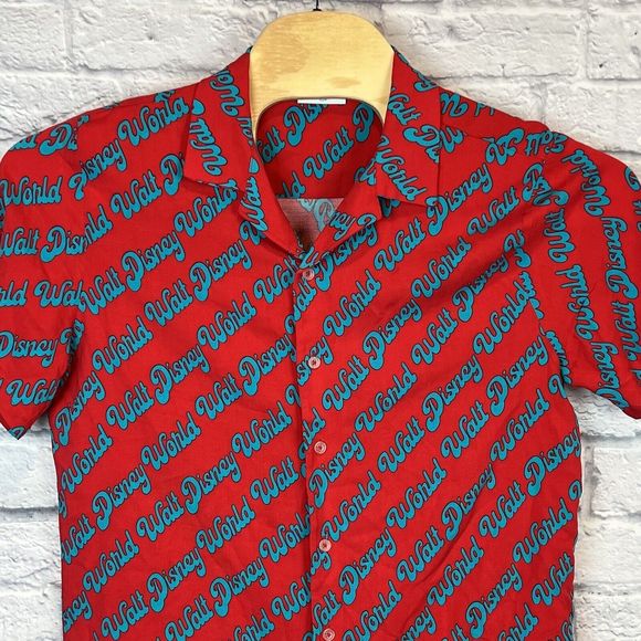 VTG Walt Disney Parks World All Over Print Logo Rayon Hawaiian Shirt Size Medium - Picture 4 of 7